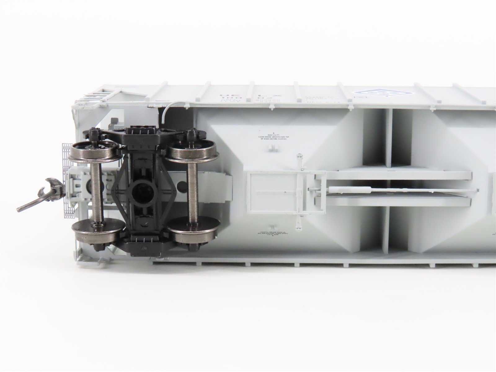 HO Scale ExactRail Evolution EE-1719-1 UELX ADM Milling Co 3-Bay Hopper #10002