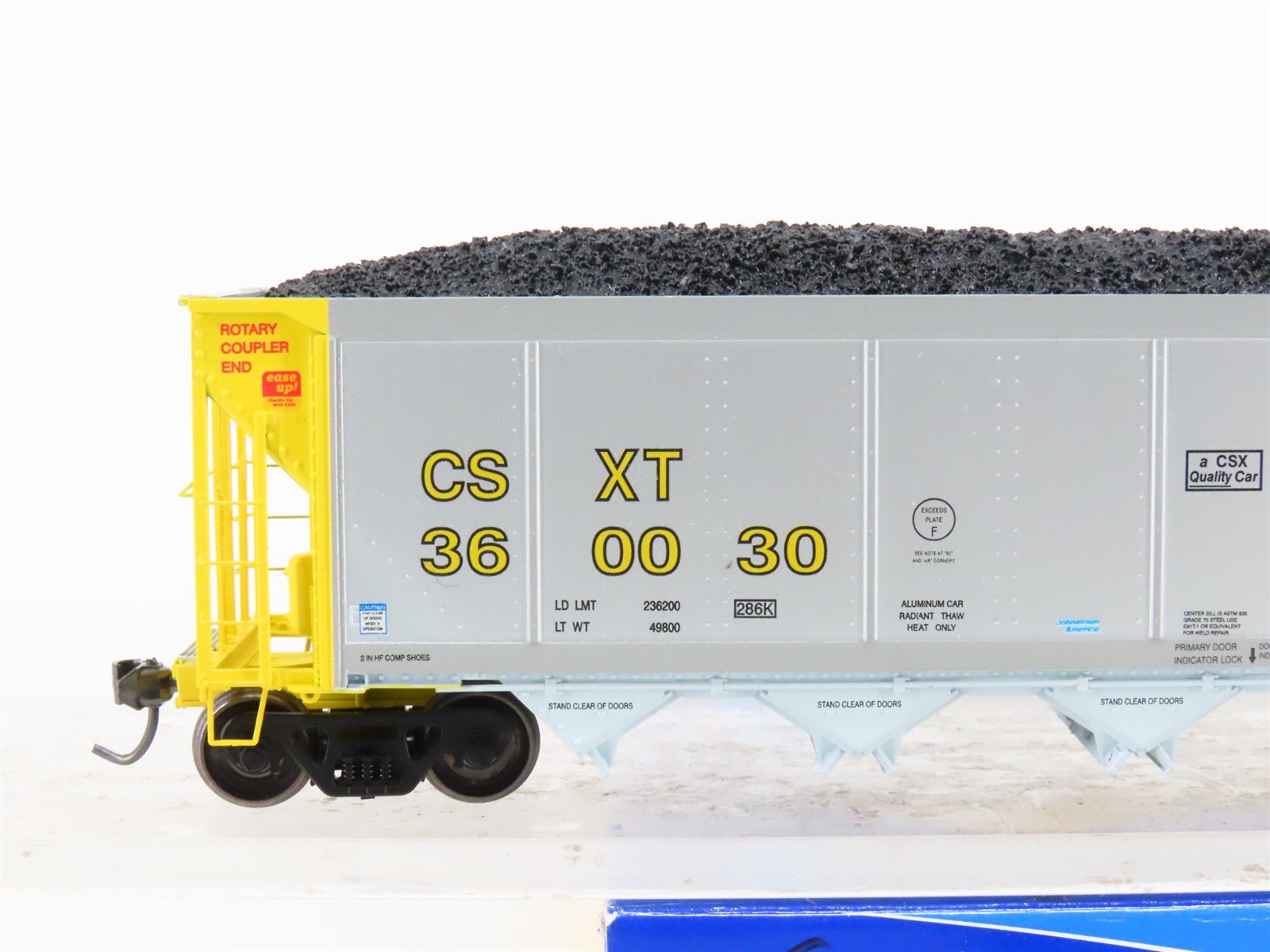 HO Scale ExactRail Evolution EE-1303-11 CSXT CSX 5-Bay Hopper #360030 w/ Load