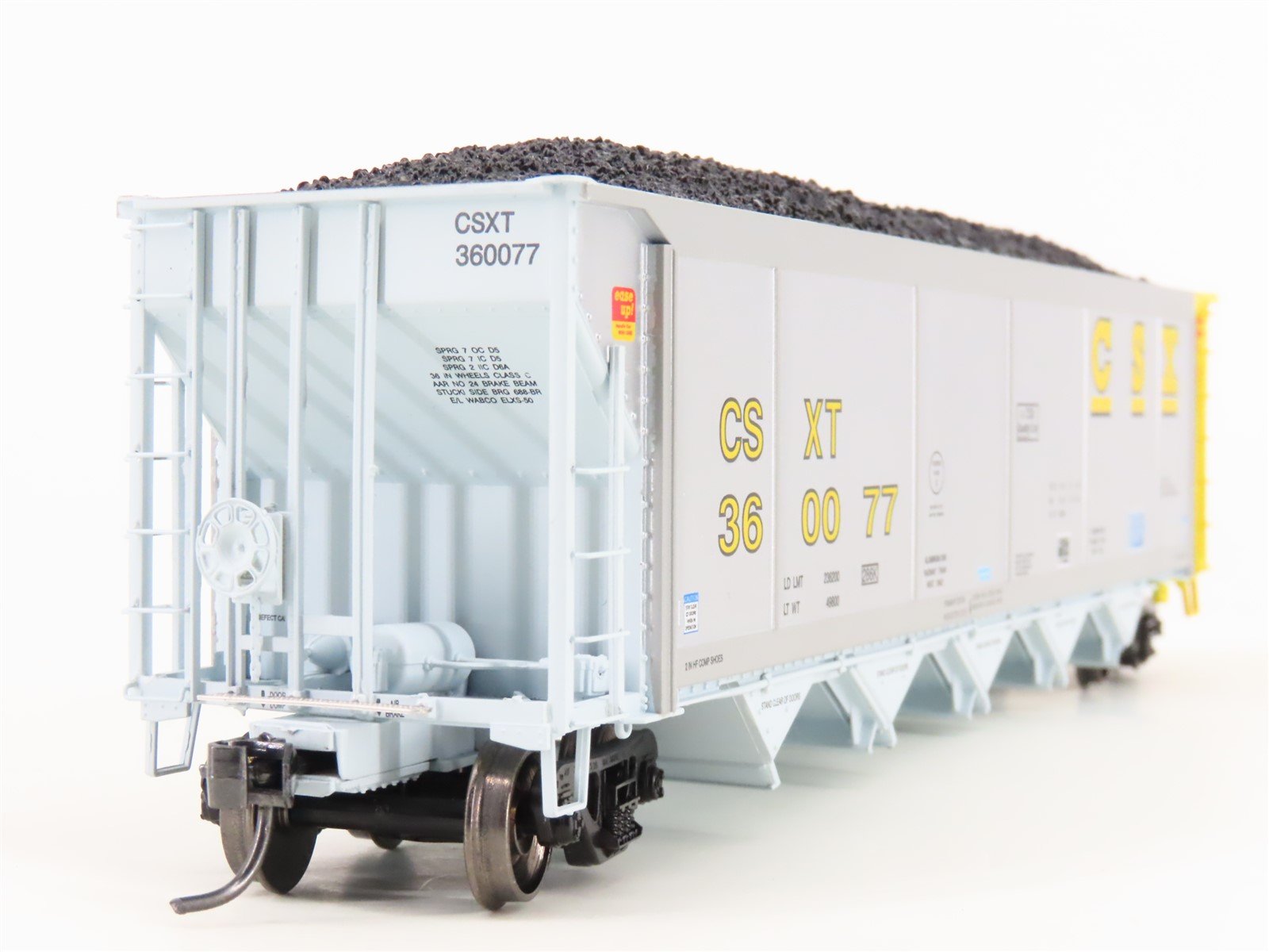HO Scale ExactRail Evolution EE-1303-31 CSXT CSX 5-Bay Hopper #360077 w/ Load