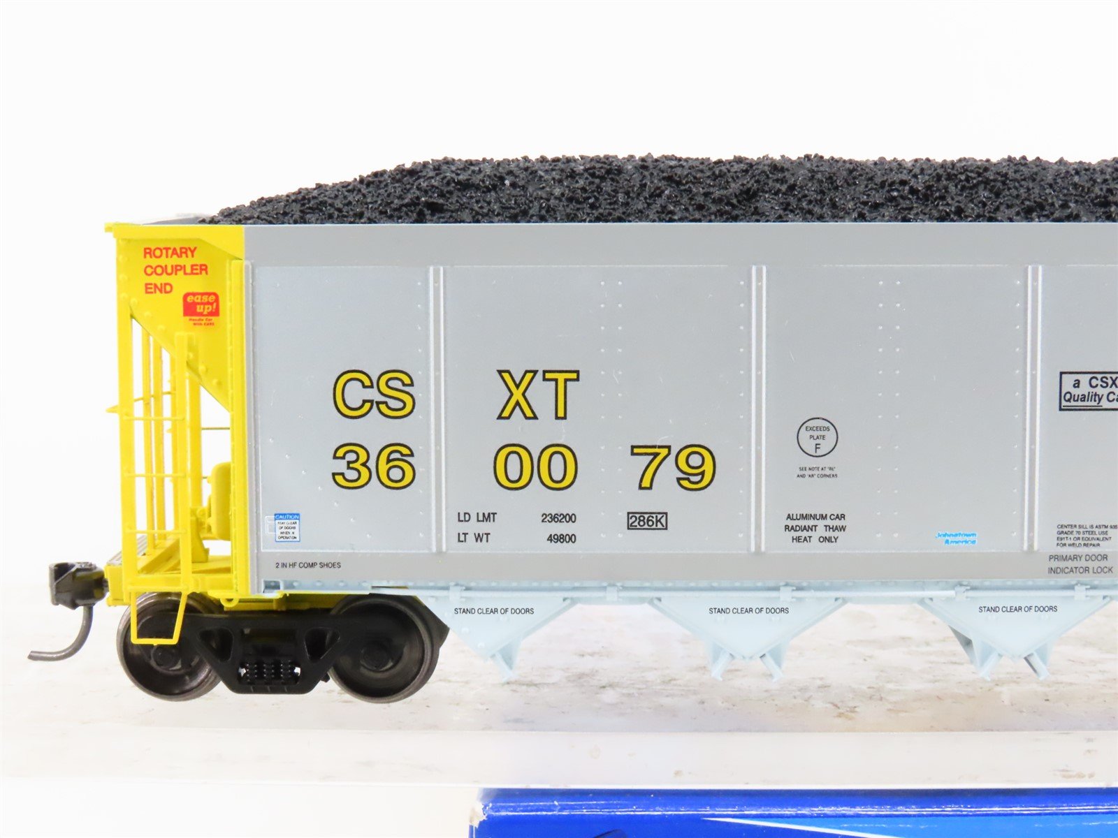 HO Scale ExactRail Evolution EE-1303-32 CSXT CSX 5-Bay Hopper #360079 w/ Load