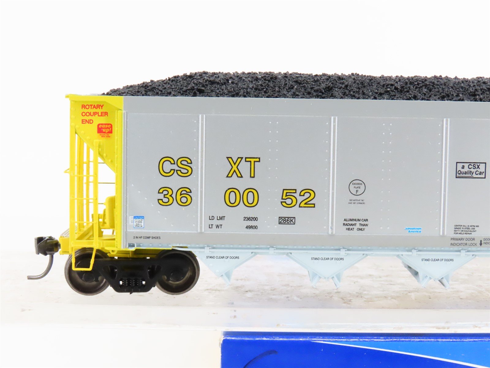 HO Scale ExactRail Evolution EE-1303-20 CSXT CSX 5-Bay Hopper #360052 w/ Load