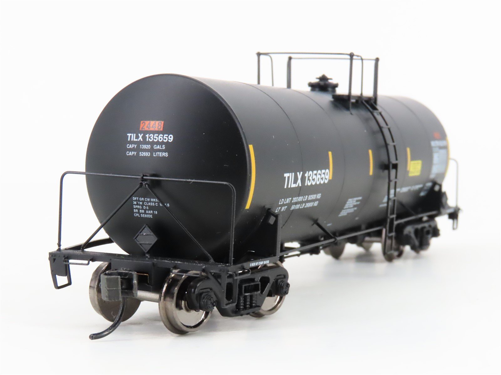 HO Walthers Proto 920-100011 TILX 40' Trinity 14K Gal. Molten Sulfur Tank Car