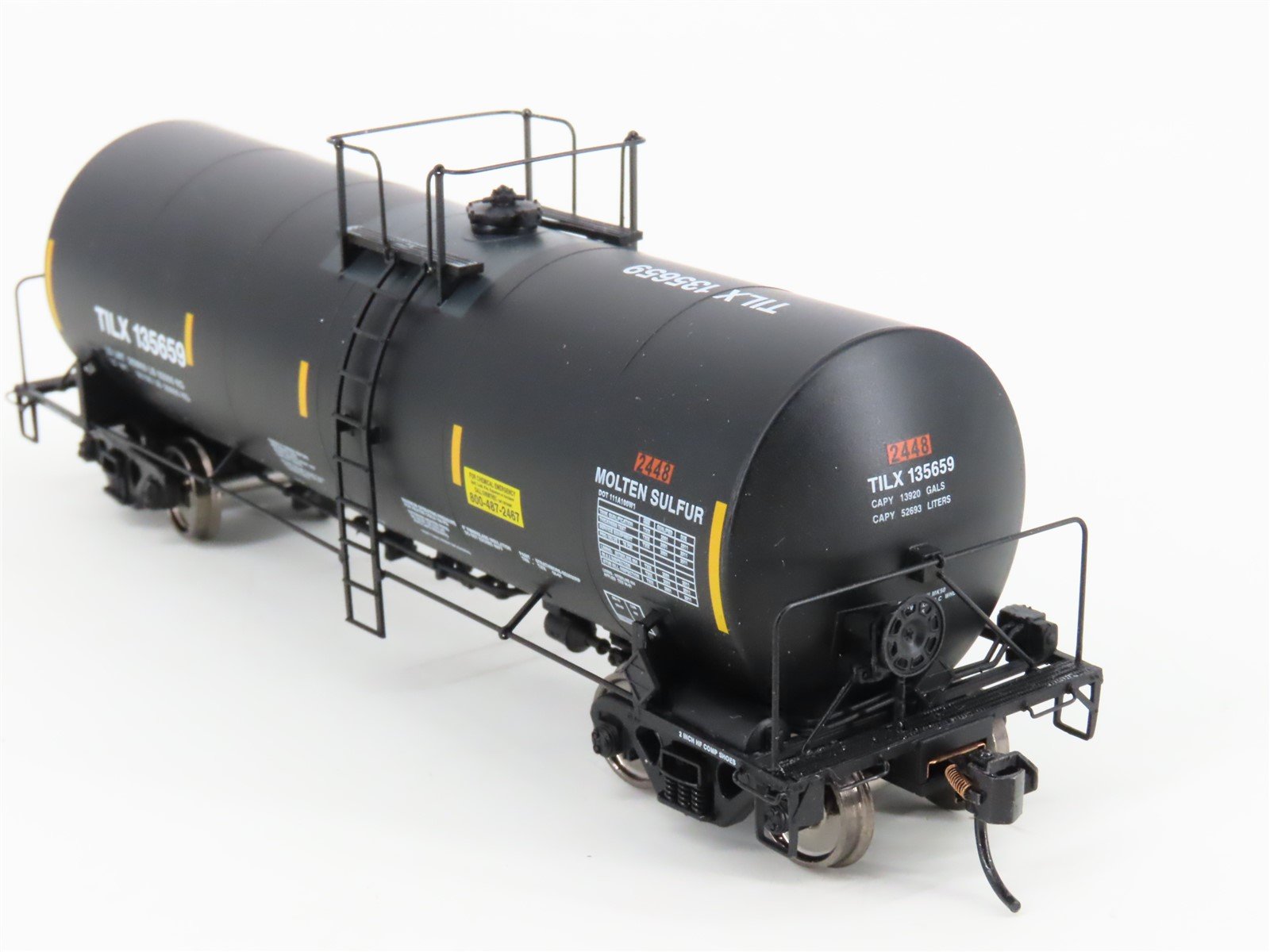 HO Walthers Proto 920-100011 TILX 40' Trinity 14K Gal. Molten Sulfur Tank Car
