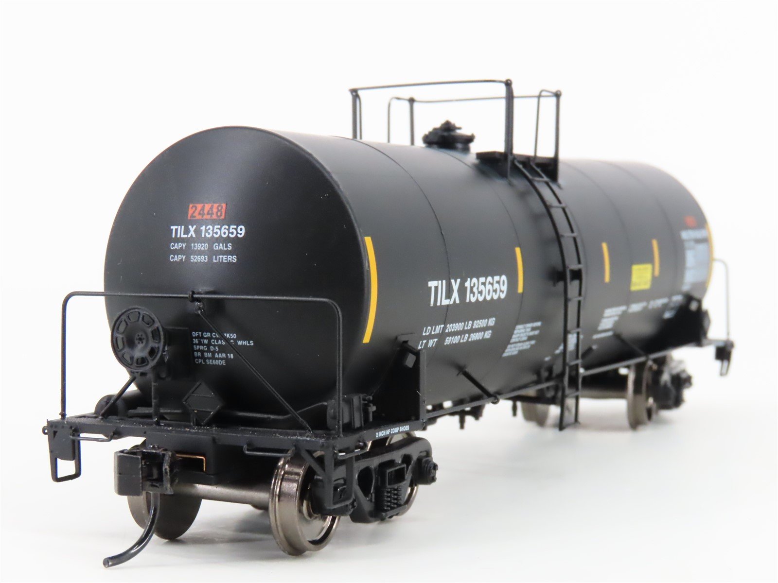 HO Walthers Proto 920-100011 TILX 40' Trinity 14K Gal. Molten Sulfur Tank Car