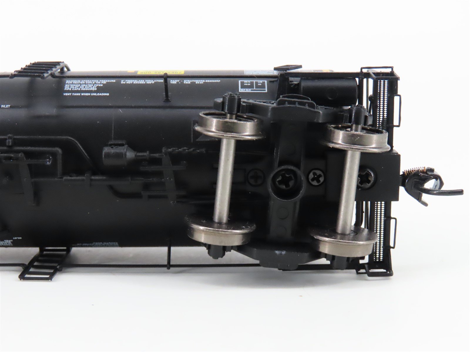 HO Walthers Proto 920-100011 TILX 40' Trinity 14K Gal. Molten Sulfur Tank Car