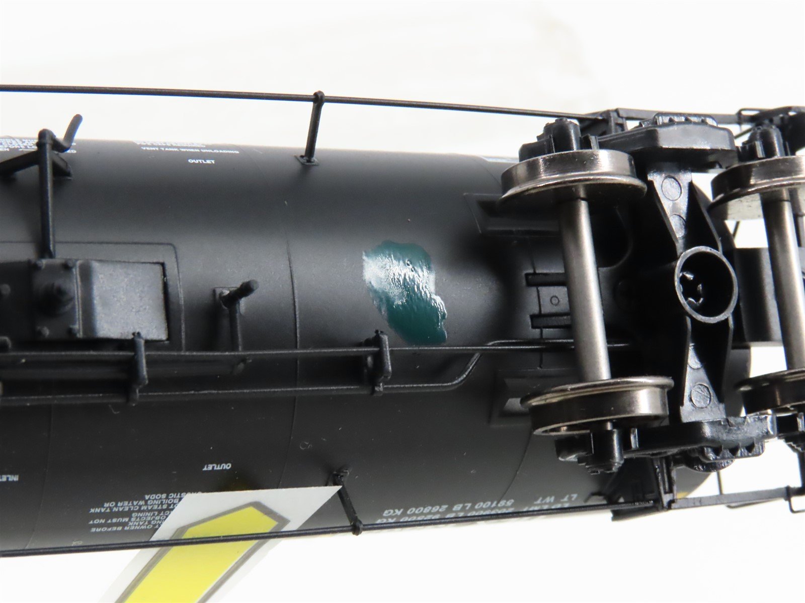 HO Walthers Proto 920-100011 TILX 40' Trinity 14K Gal. Molten Sulfur Tank Car