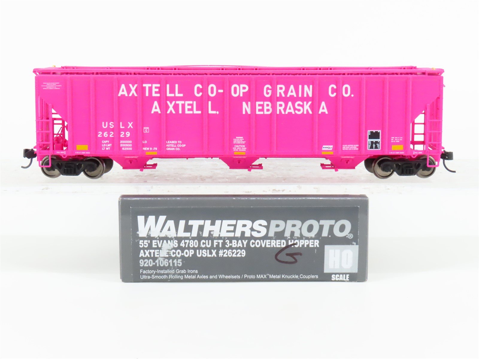 HO Walthers Proto 920-106115 USLX Axtell Co-Op Grain 3-Bay Cov'd Hopper #26229