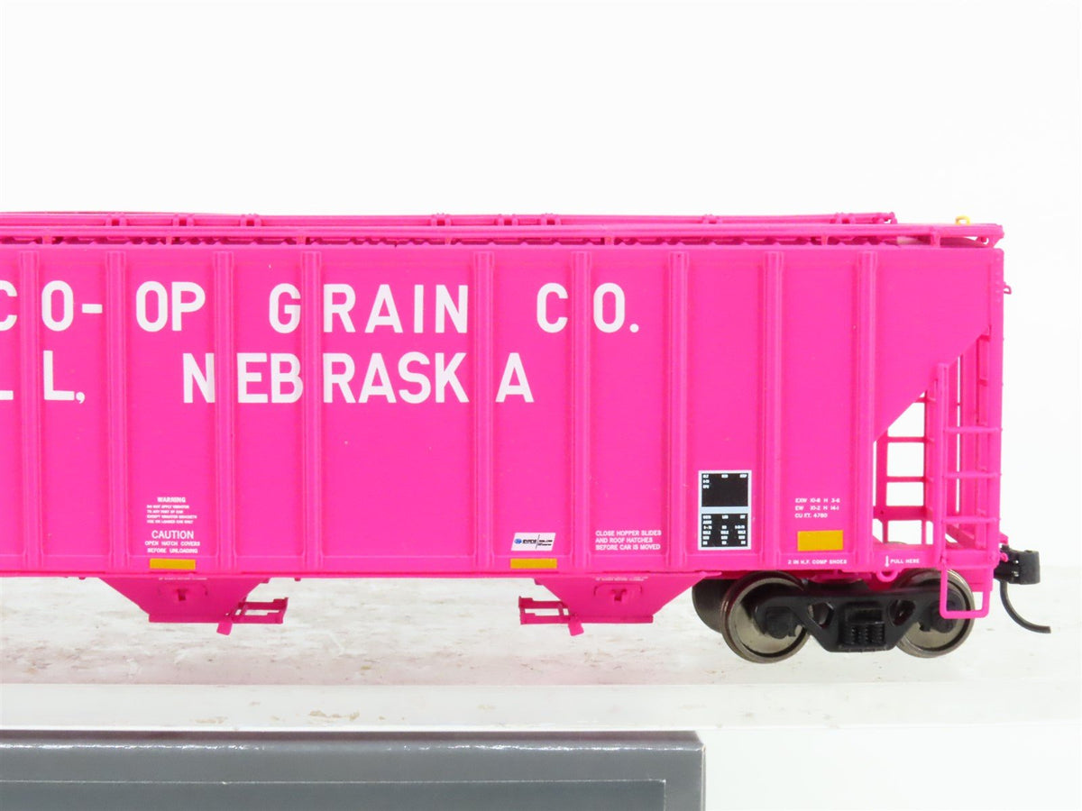 HO Walthers Proto 920-106115 USLX Axtell Co-Op Grain 3-Bay Cov&#39;d Hopper #26229