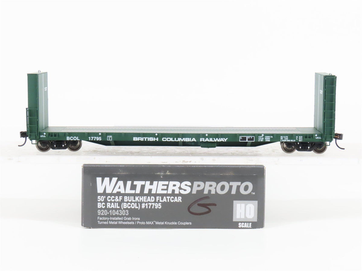 HO Scale Walthers Proto 920-104303 BCOL British Columbia Bulkhead Flat Car 17795
