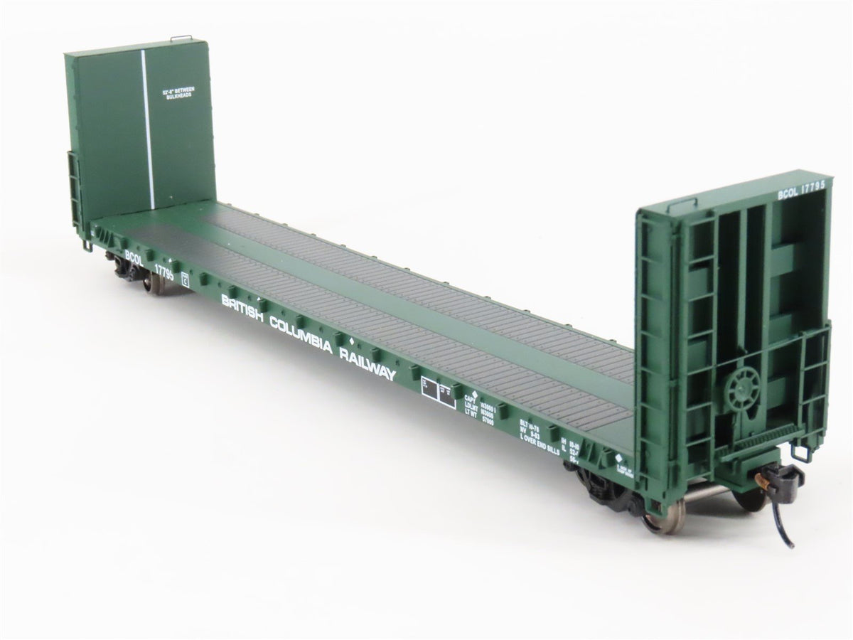 HO Scale Walthers Proto 920-104303 BCOL British Columbia Bulkhead Flat Car 17795