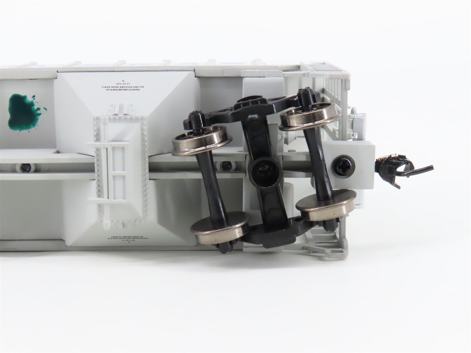 HO Walthers Gold Line 932-5388 PLCX Calaveras Cement 2-Bay Covered Hopper #140