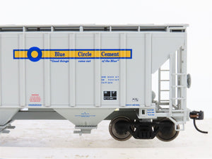 HO Scale Walthers Gold Line 932-41313 BCAX Blue Circle Cement 2-Bay Hopper #138