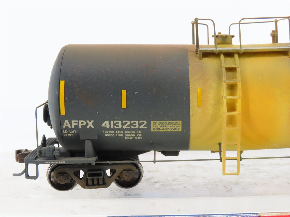 HO Scale Walthers 932-7205 AFPX 16K Gal. Funnel Flow Tank Car #413232 - Custom