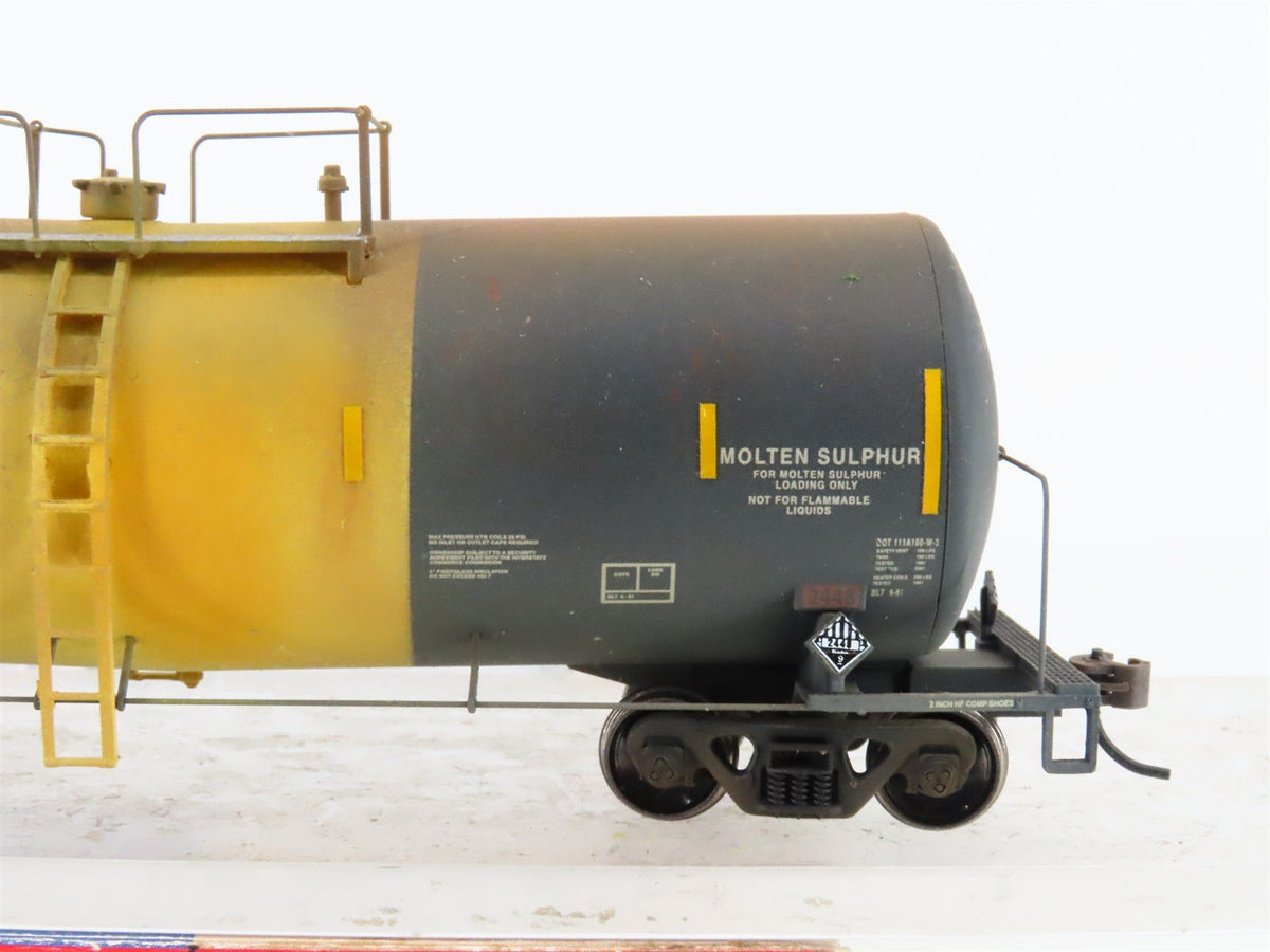 HO Scale Walthers 932-7205 AFPX 16K Gal. Funnel Flow Tank Car #413232 - Custom