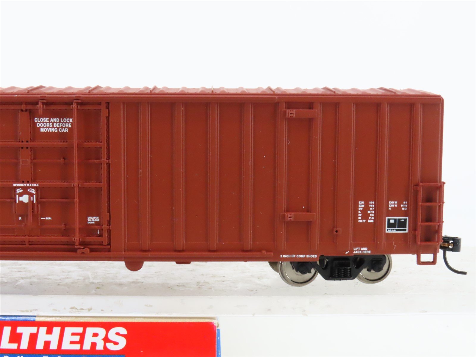 HO Scale Walthers 932-6043 NS Norfolk Southern 60' Gunderson Box Car #469806