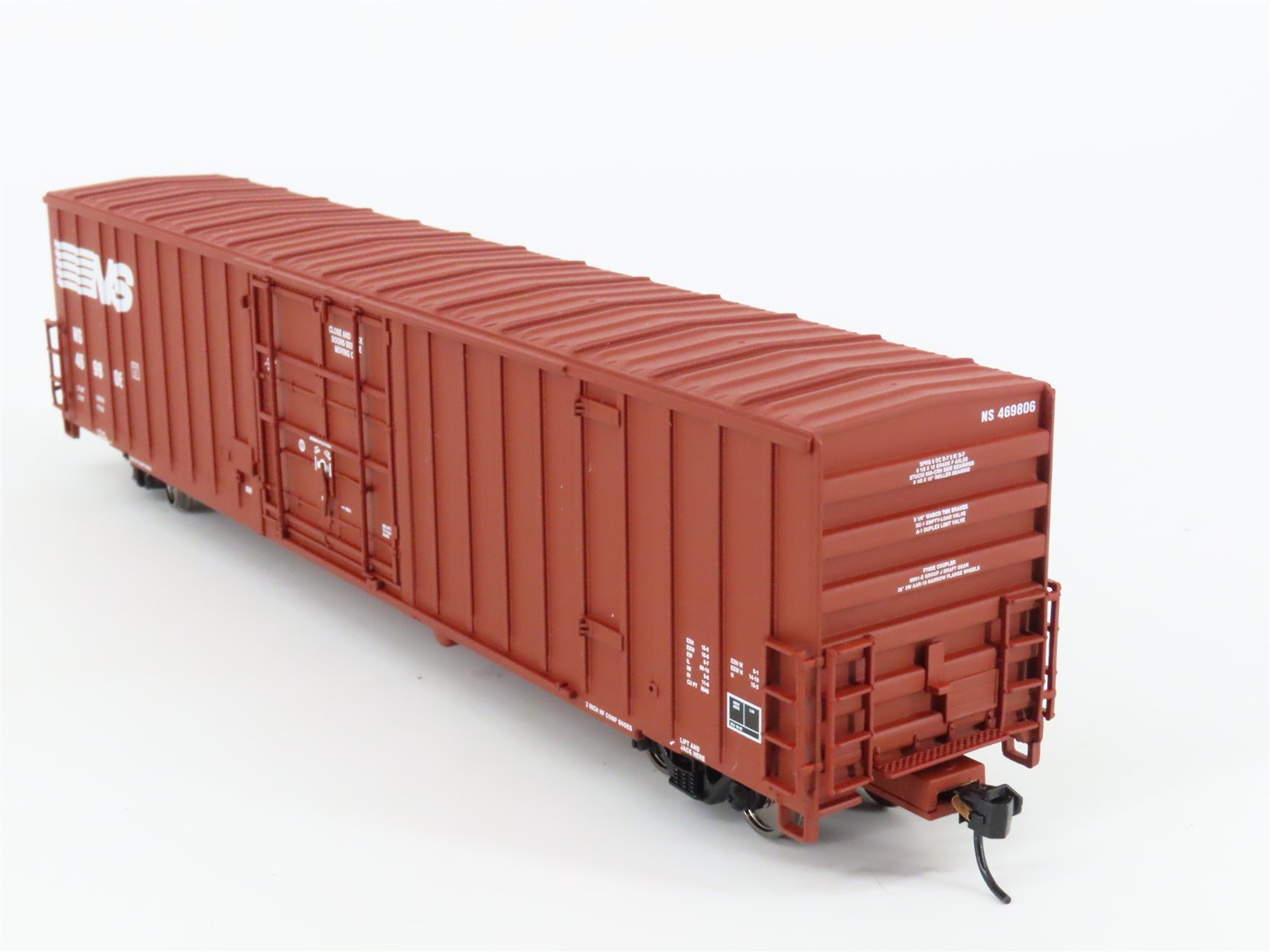 HO Scale Walthers 932-6043 NS Norfolk Southern 60' Gunderson Box Car #469806