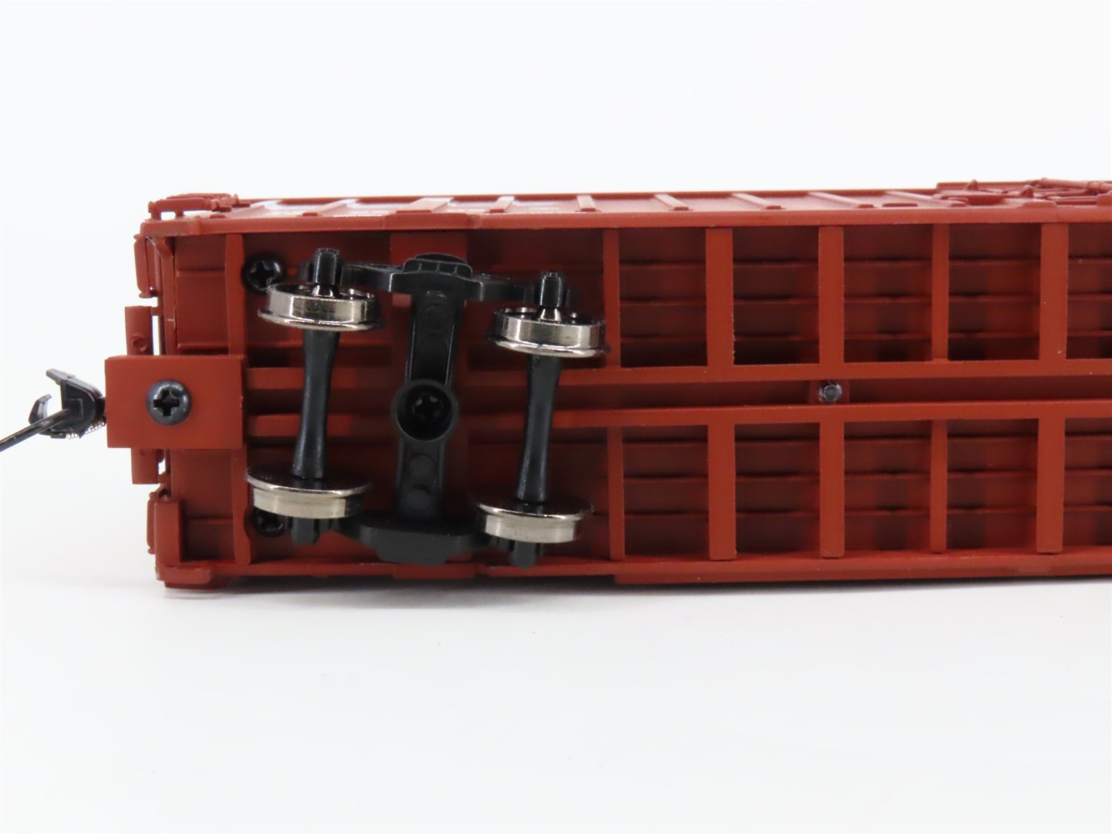 HO Scale Walthers 932-6043 NS Norfolk Southern 60' Gunderson Box Car #469806