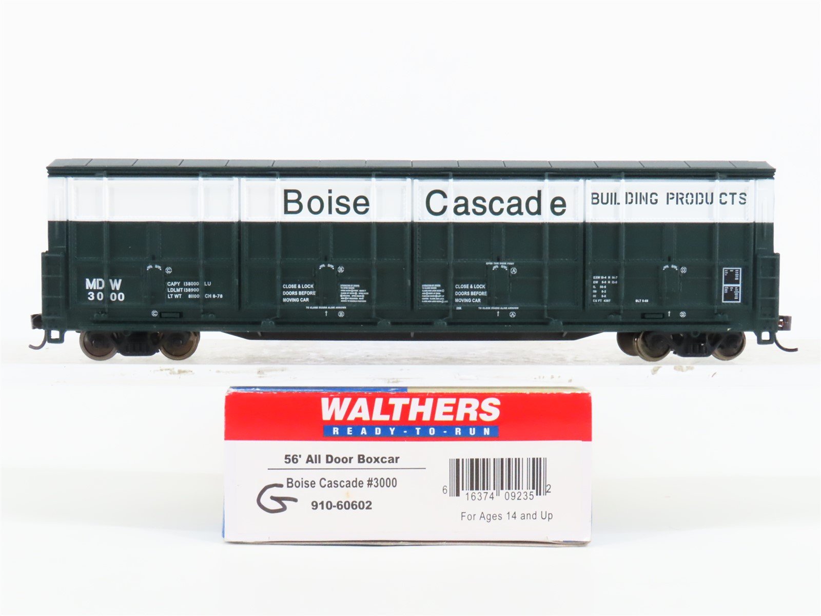 HO Scale Walthers 910-60602 MDW Boise Cascade 56' All Door Box Car #3000
