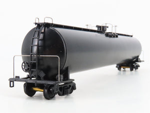 HO Scale Walthers 932-7300 Undecorated 33,000 Gallon LPG Tank Car