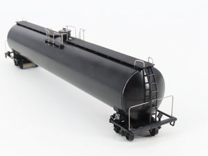 HO Scale Walthers 932-7300 Undecorated 33,000 Gallon LPG Tank Car