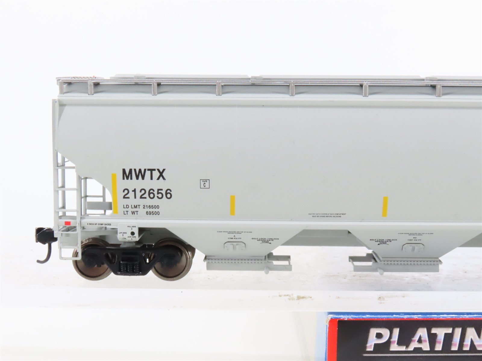 HO Walthers Platinum 932-41111 MWTX Midwest DDG Transport 4-Bay Hopper #212656