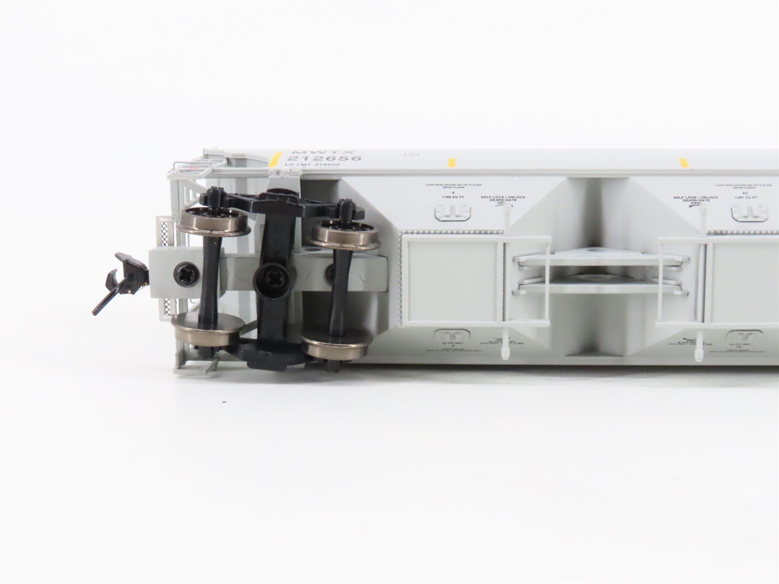 HO Walthers Platinum 932-41111 MWTX Midwest DDG Transport 4-Bay Hopper #212656