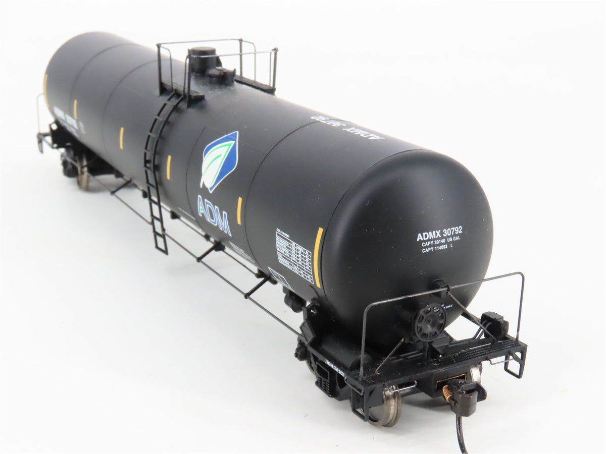 HO Scale Walthers ADMX ADM w/ Leaf Logo Trinity 30,145 Gallon Tank Car #30792