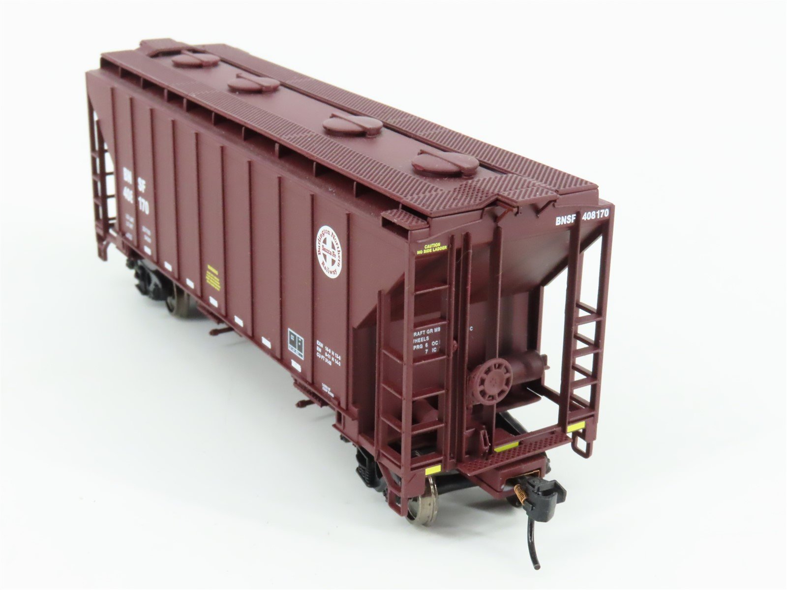 HO Scale Walthers Gold Line 932-41301 BNSF Railway 2-Bay Covered Hopper #408170