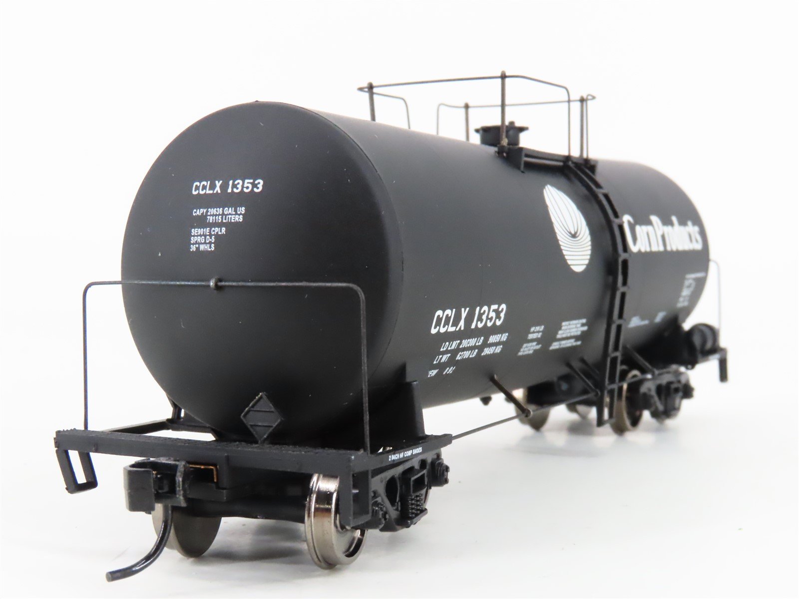 HO Scale Walthers Gold Line 932-7218 CCLX Corn Products 16K Gal. Tank Car #1353