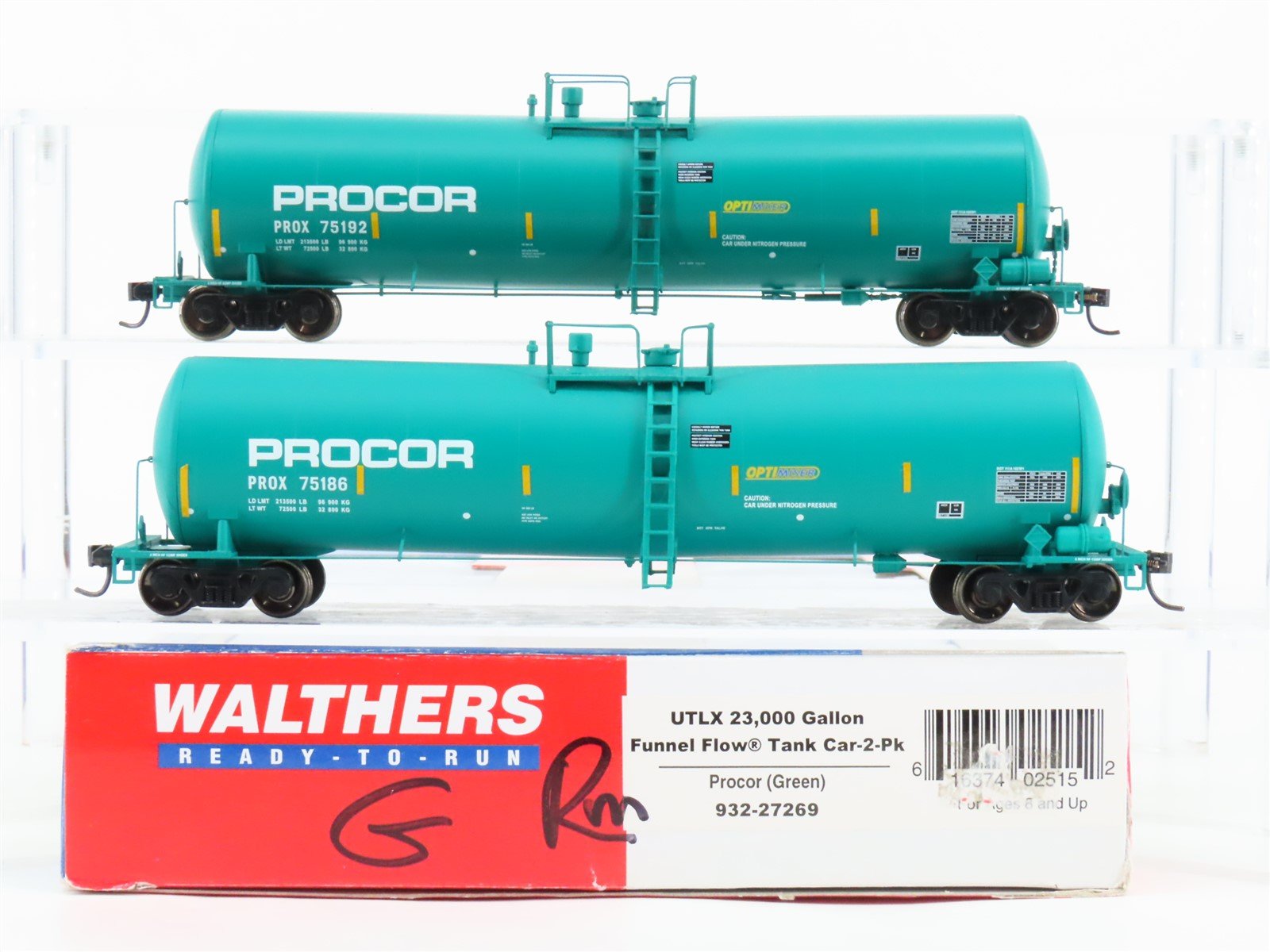 HO Scale Walthers 932-27269 UTLX Procor 23K Gallon Funnel Flow Tank Car 2-Pack