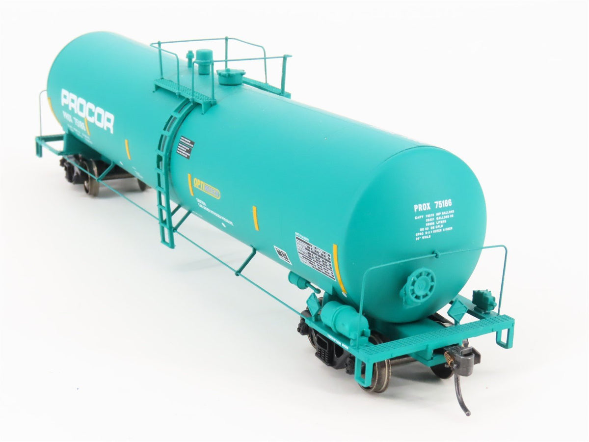 HO Scale Walthers 932-27269 UTLX Procor 23K Gallon Funnel Flow Tank Car 2-Pack