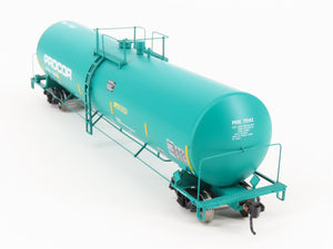 HO Scale Walthers 932-27269 UTLX Procor 23K Gallon Funnel Flow Tank Car 2-Pack