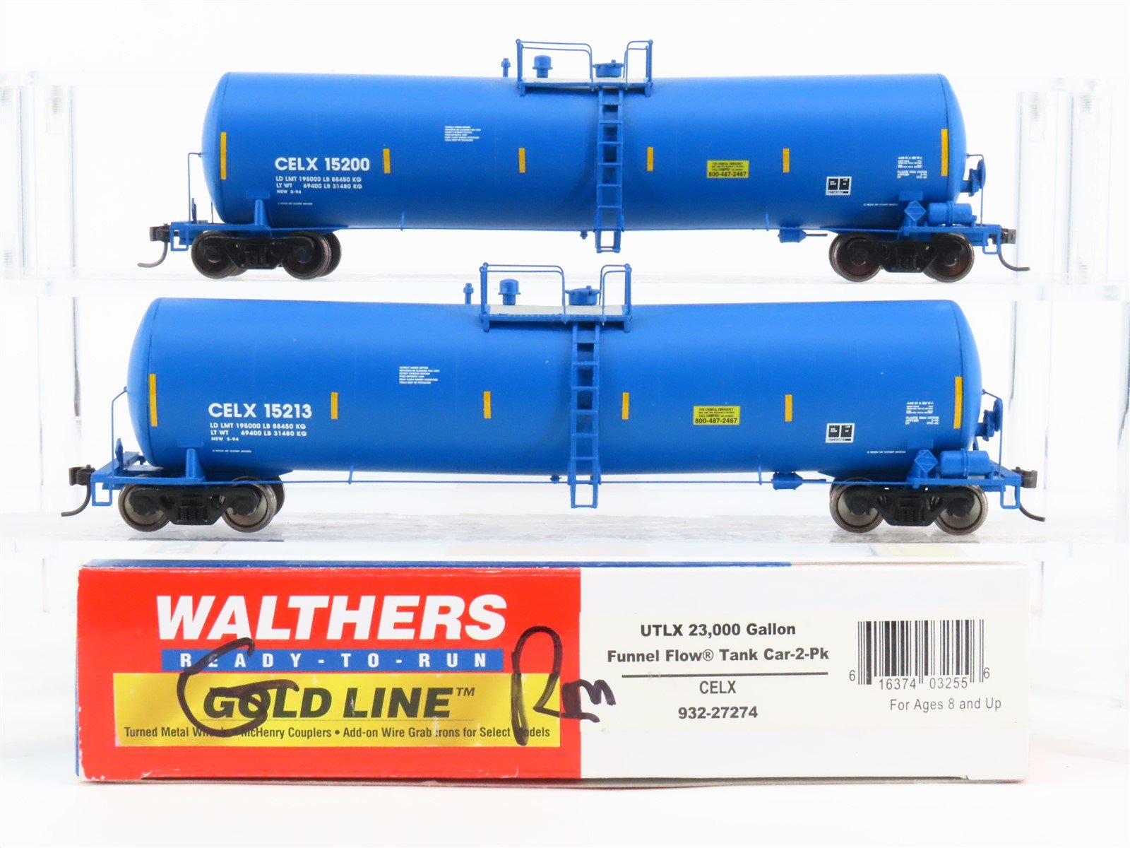 HO Scale Walthers Gold Line 932-27274 CELX 23K Gal. Funnel Flow Tank Car 2-Pack