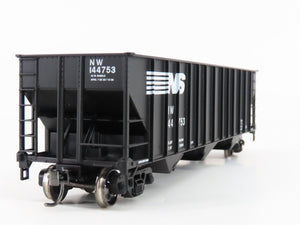 HO Scale Bowser Stewart Hobbies Executive Line NW NS 3-Bay Open Hopper #144753