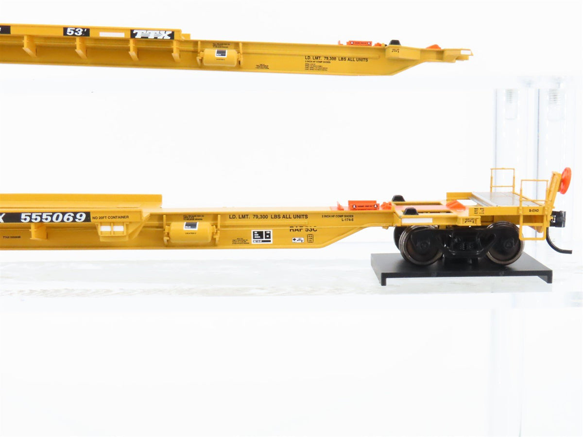 HO Scale Bowser 41583 TTAX TTX Trinity 5-Unit Spine Car #555069