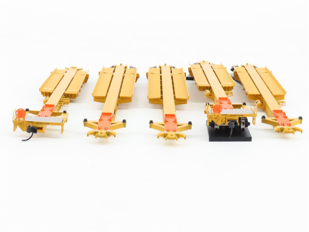 HO Scale Bowser 41583 TTAX TTX Trinity 5-Unit Spine Car #555069