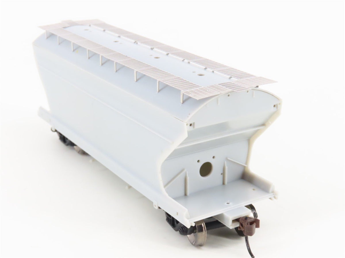 HO Scale Athearn 93900 Undecorated 2-Bay Center Flow Hopper