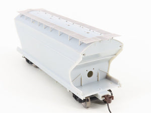 HO Scale Athearn 93900 Undecorated 2-Bay Center Flow Hopper