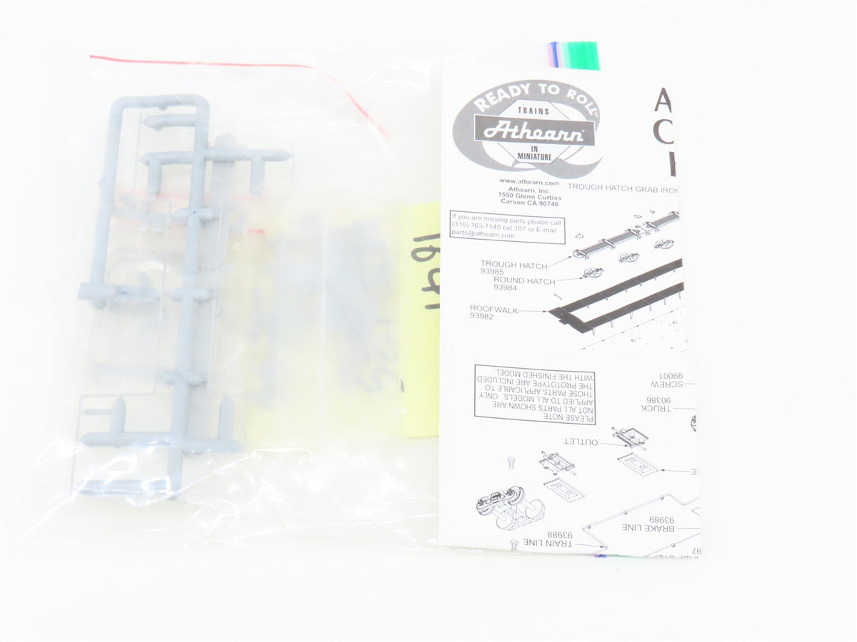 HO Scale Athearn 93900 Undecorated 2-Bay Center Flow Hopper