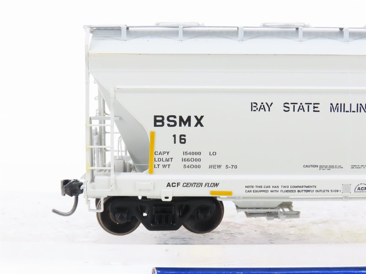 HO Scale Athearn ATH98173 BSMX Bay State Milling 2-Bay Covered Hopper #16