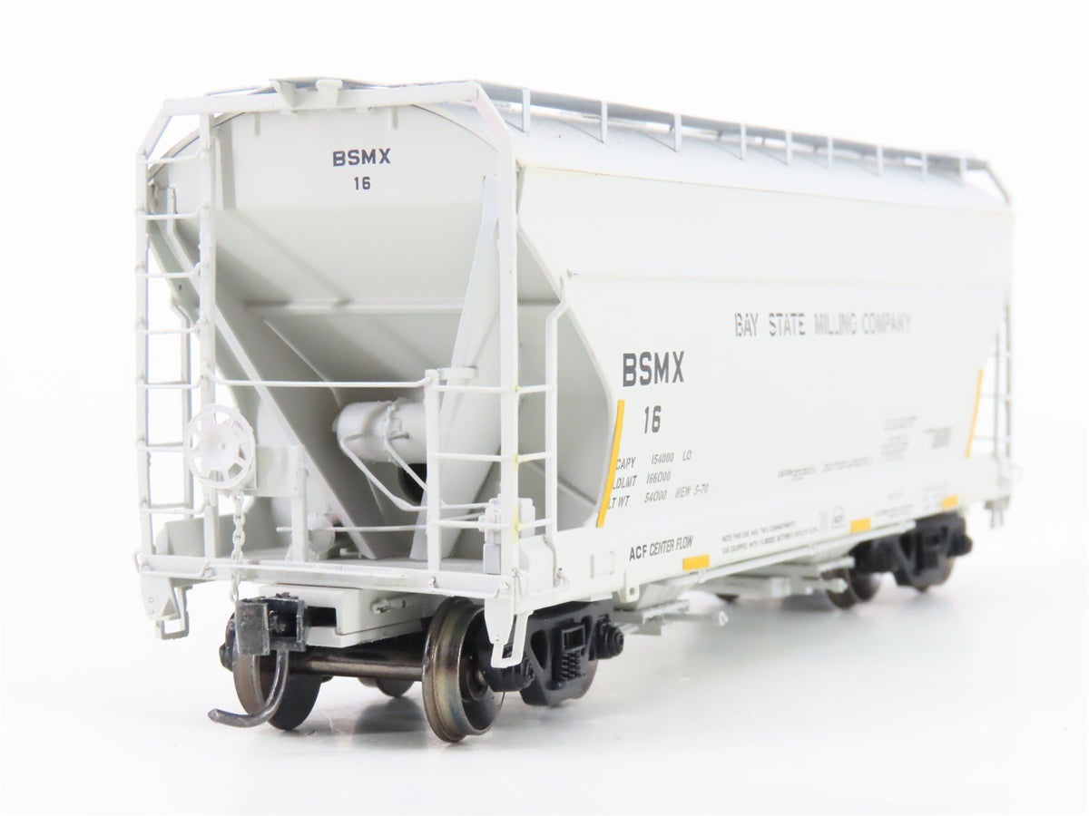 HO Scale Athearn ATH98173 BSMX Bay State Milling 2-Bay Covered Hopper #16