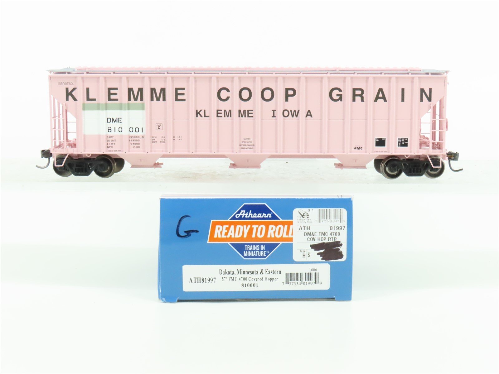 HO Scale Athearn ATH81997 DME Dakota Minnesota & Eastern 3-Bay Hopper #810001