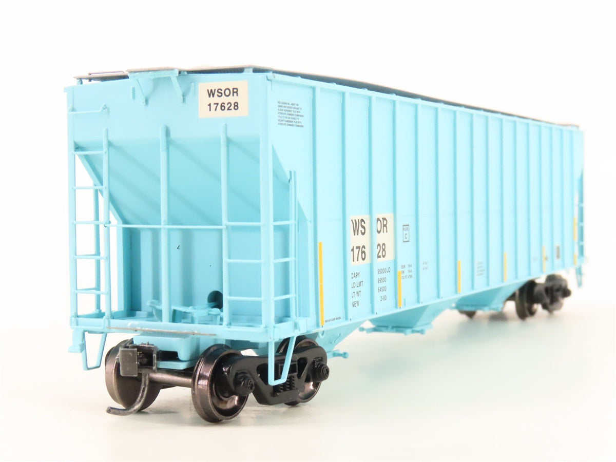 HO Scale Athearn ATH82007 WSOR Wisconsin Southern 3-Bay Covered Hopper #17628