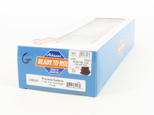 HO Scale Athearn ATH82007 WSOR Wisconsin Southern 3-Bay Covered Hopper #17628