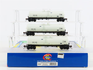 HO Scale Athearn 94822 ENGX Engelhard Corporation Clay Tank Car Set of 3