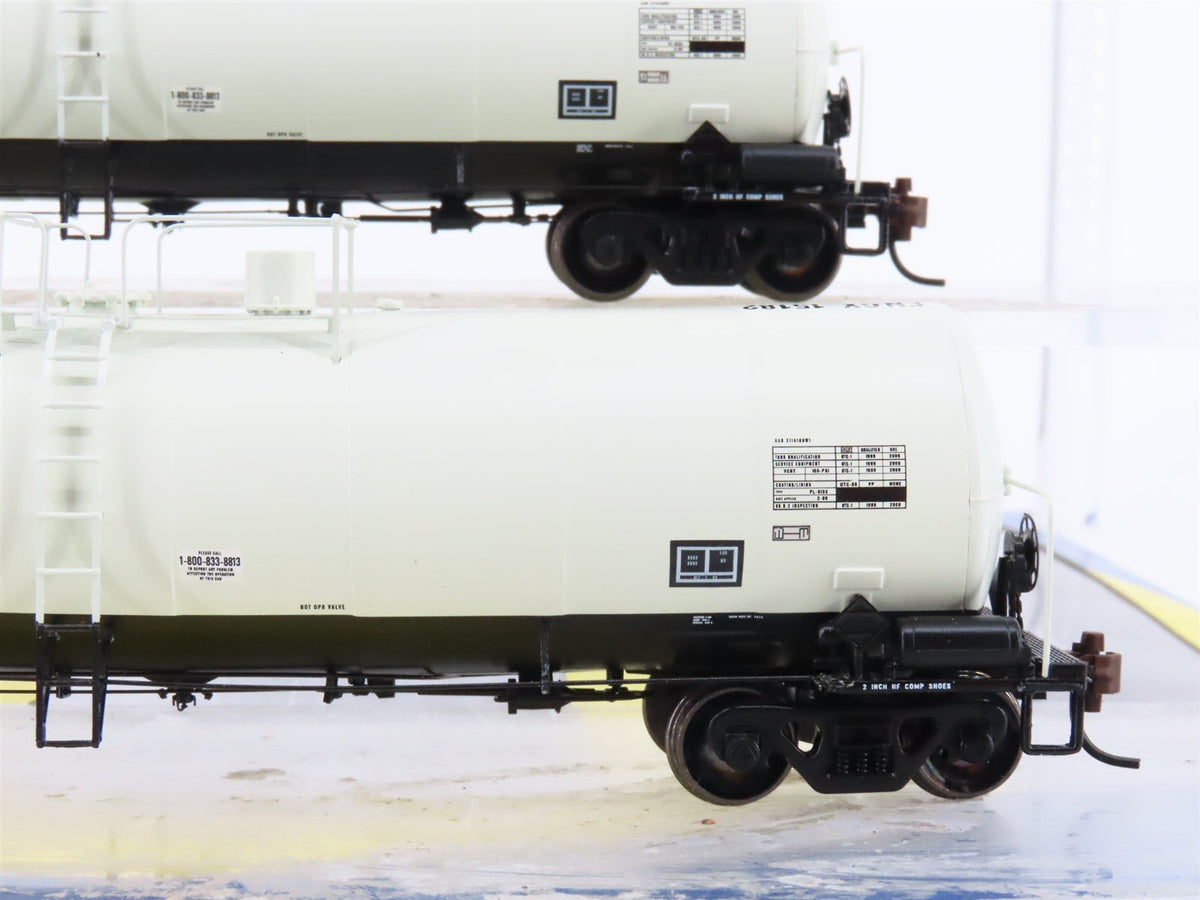 HO Scale Athearn 94822 ENGX Engelhard Corporation Clay Tank Car Set of 3