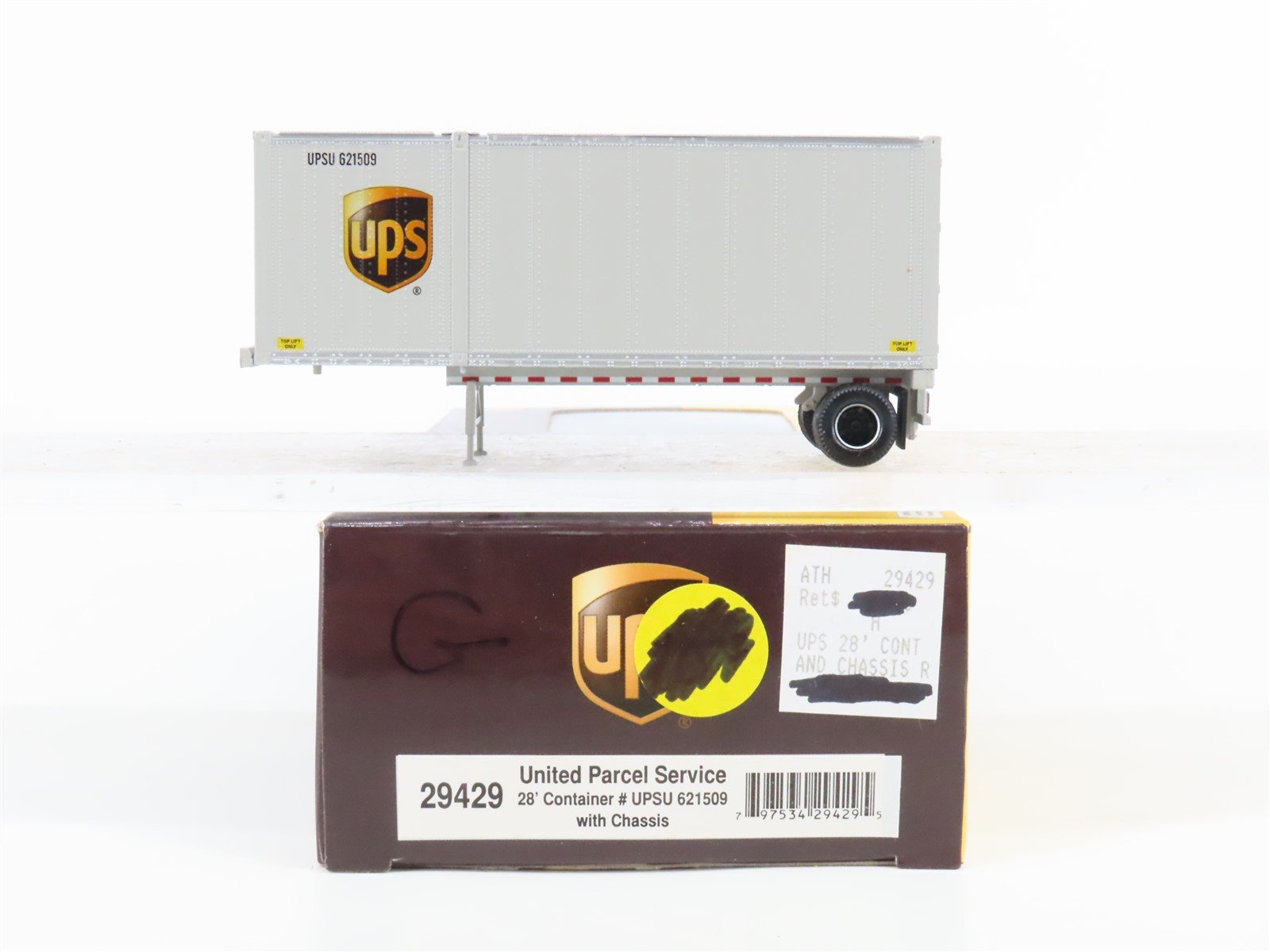 HO Scale Athearn 29429 UPSU United Parcel Service 28' Trailer #621509