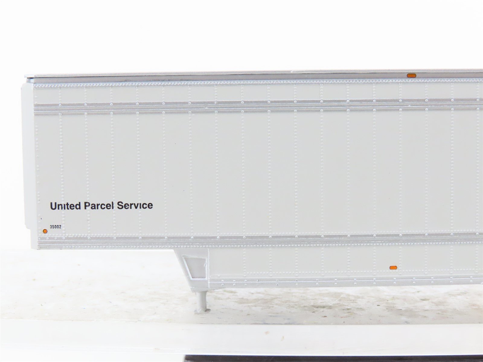 HO Scale Athearn 29412 UPS United Parcel Service 40' Parcel Trailer #35002