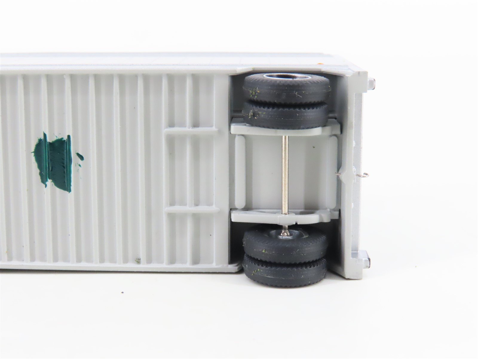 HO Scale Athearn 29403 UPS United Parcel Service 28' Parcel Trailer #285224