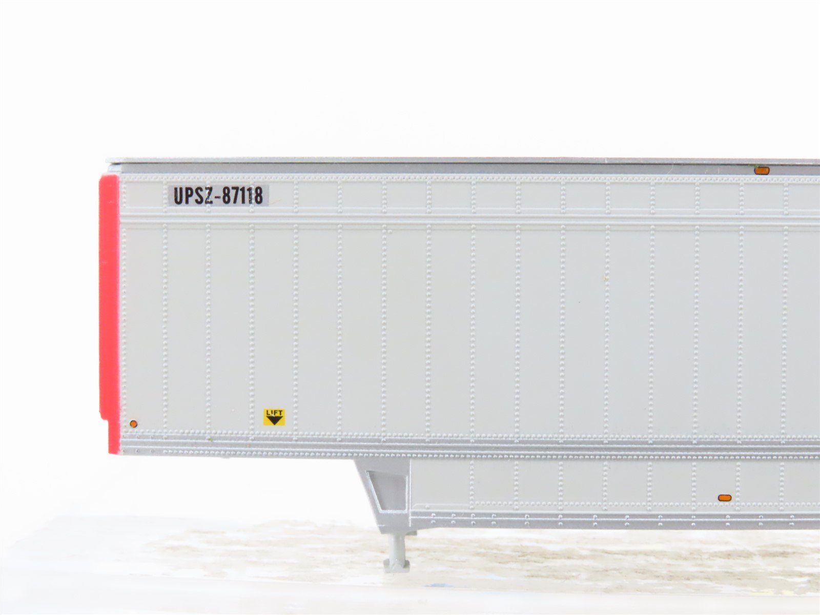 HO Scale Athearn 27953 UPSZ United Parcel Service 40' Parcel Trailer 2-Pack